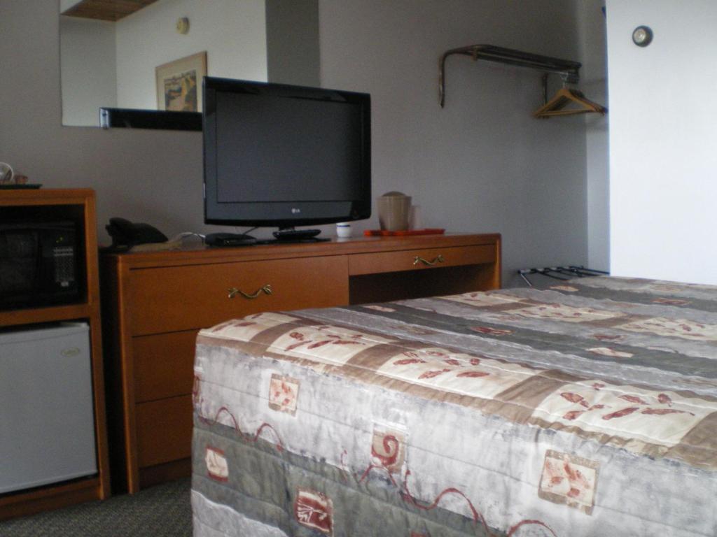 Sun-Dek Motel Medicine Hat Extérieur photo