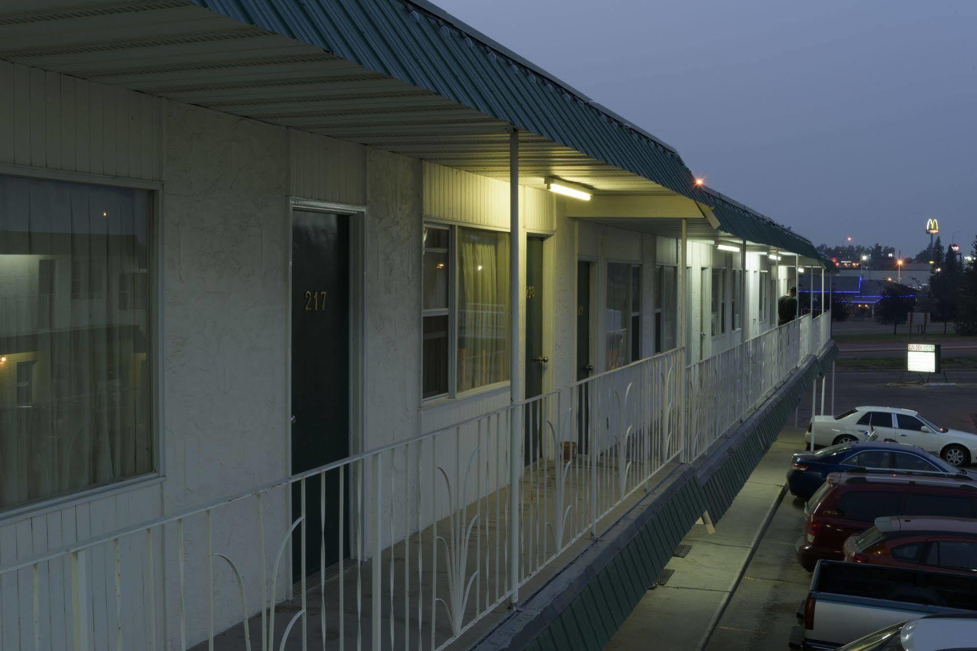 Sun-Dek Motel Medicine Hat Extérieur photo