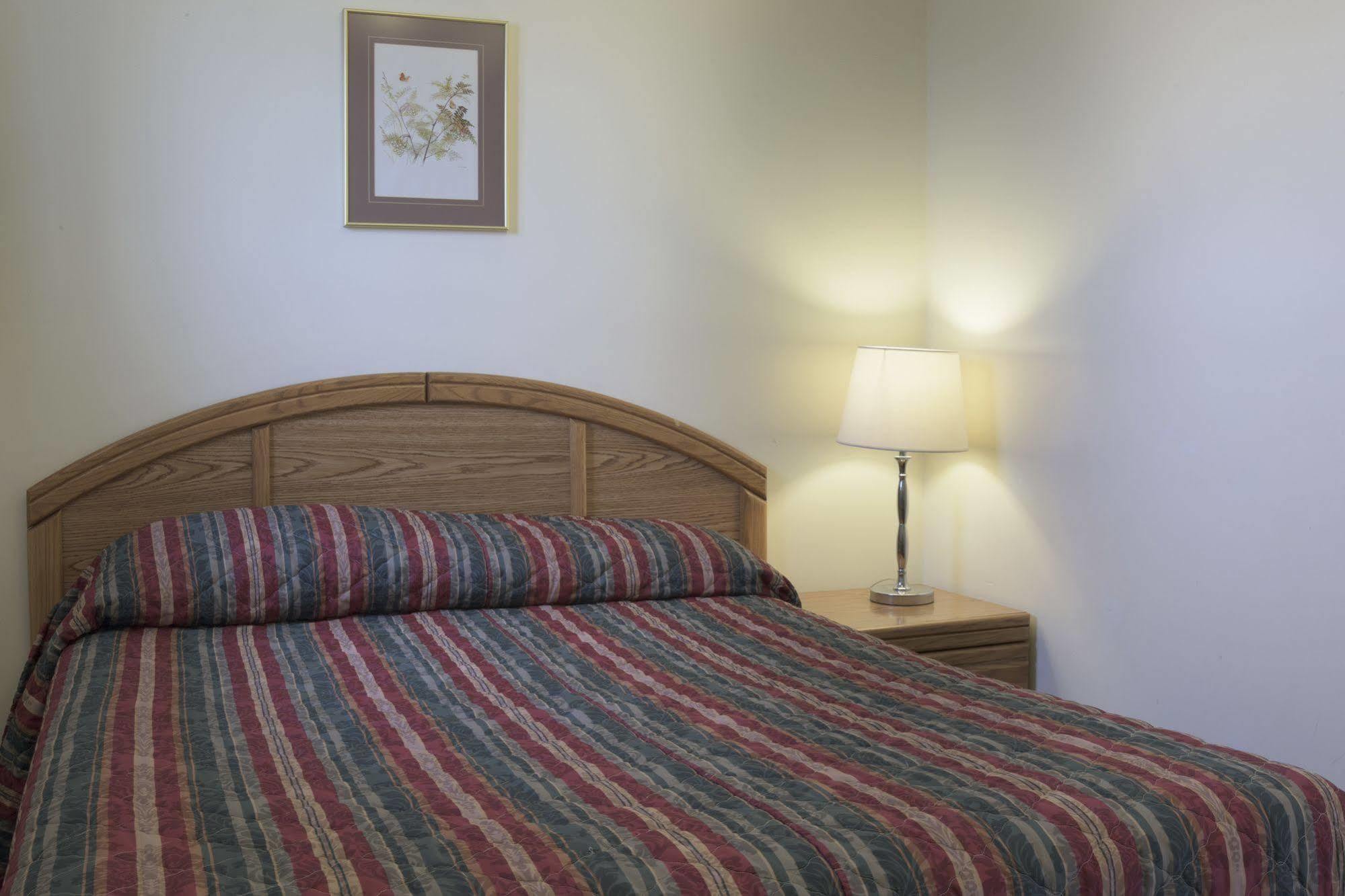 Sun-Dek Motel Medicine Hat Extérieur photo